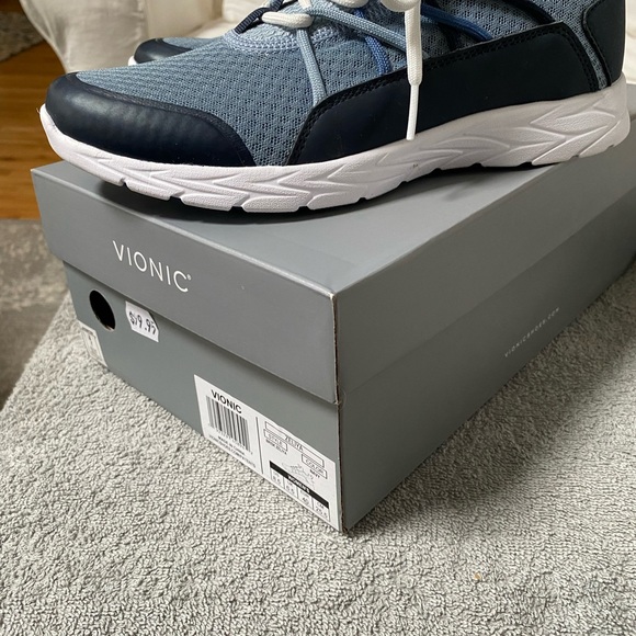 Vionic Women’s Size 8.5 Zeliya Navy Sneaker New-Never Worn - Picture 5 of 8